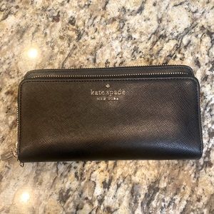 Kate Spade wristlet